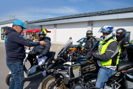 motoristi 2026 in dobrodelni OC Postojna (8)